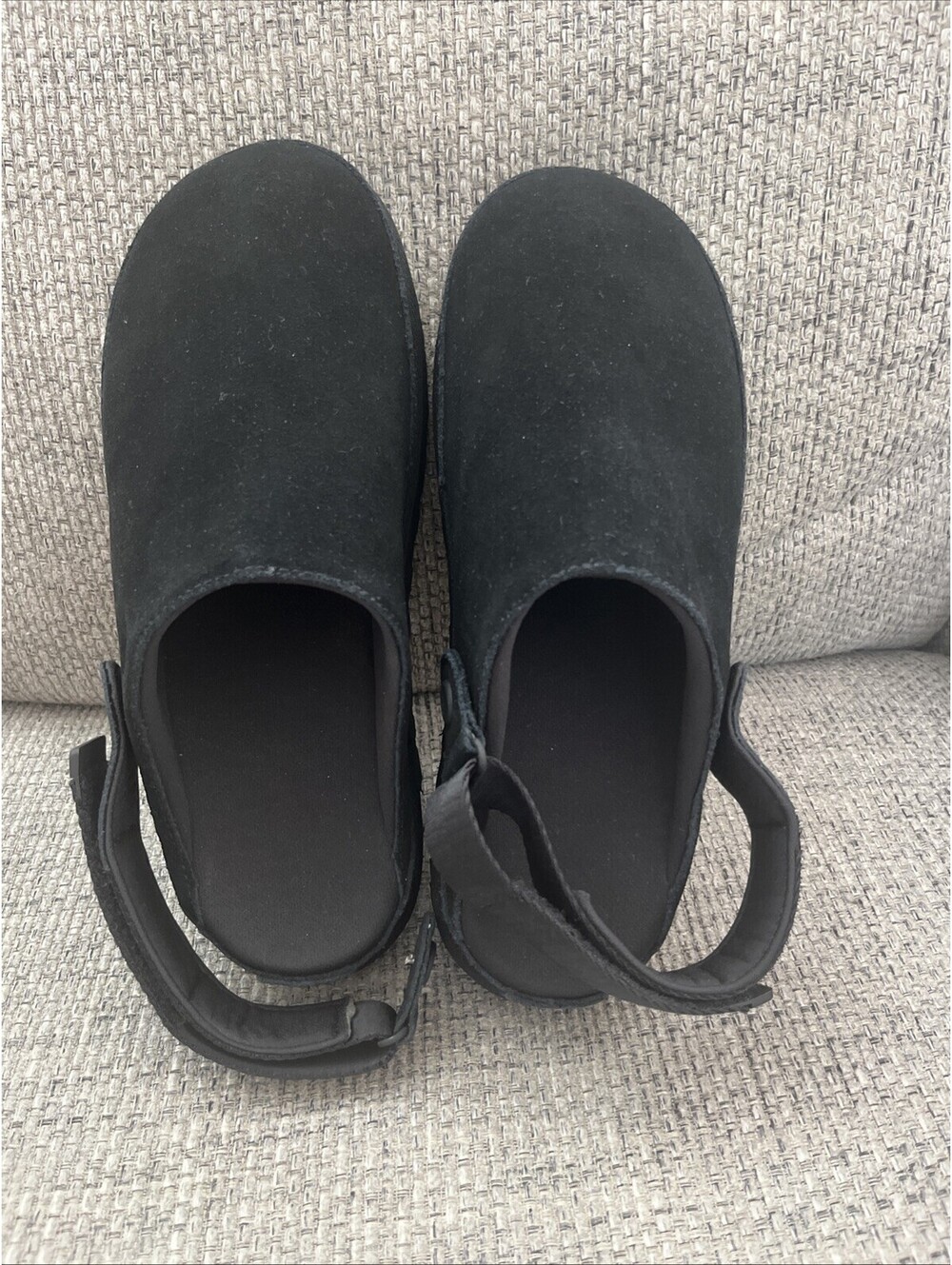New UGG GOLDENSTAR CLOG BLACK SLIDE SLIP ON CLOGS Sz 10 left strap broken $155